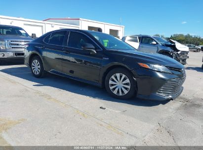 Lot #3056068427 2019 TOYOTA CAMRY HYBRID LE