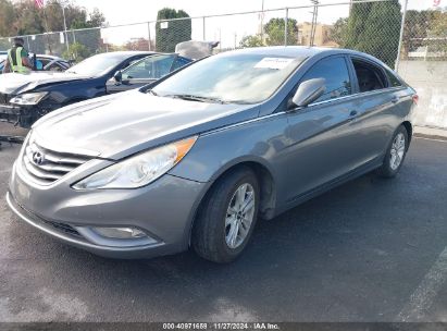 Lot #3035093334 2013 HYUNDAI SONATA GLS