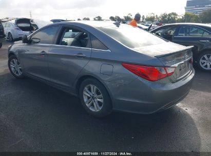 Lot #3035093334 2013 HYUNDAI SONATA GLS