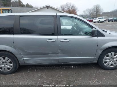 Lot #3042555772 2018 DODGE GRAND CARAVAN SE