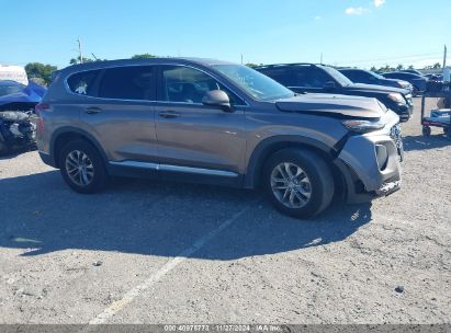 Lot #3034052240 2019 HYUNDAI SANTA FE SE