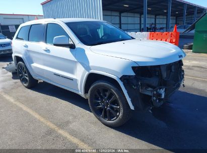 Lot #3034051971 2019 JEEP GRAND CHEROKEE ALTITUDE 4X4