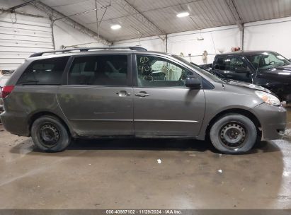 Lot #3034052149 2005 TOYOTA SIENNA LE