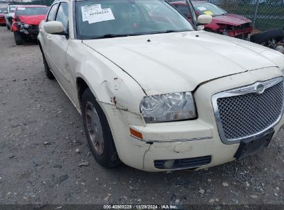 Lot #3051076382 2005 CHRYSLER 300 TOURING