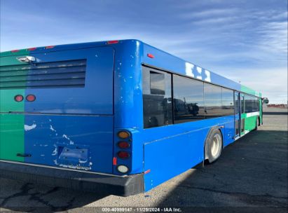 Lot #3037529275 2005 GILLIG TRANSIT BUS LOW