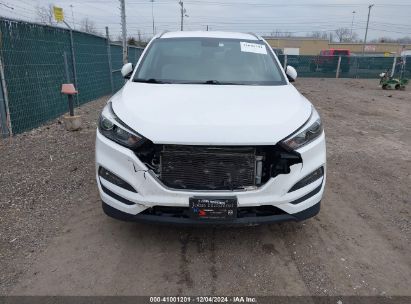 Lot #3028042341 2017 HYUNDAI TUCSON SE