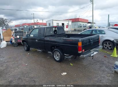 Lot #3035080802 1995 NISSAN TRUCK KING CAB SE/KING CAB XE