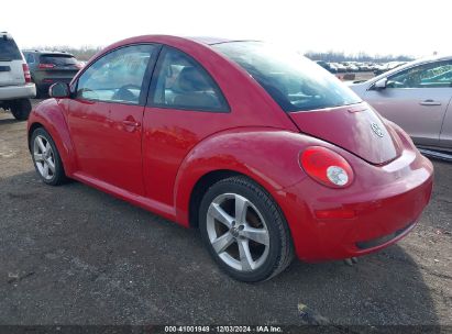 Lot #3056067991 2010 VOLKSWAGEN NEW BEETLE 2.5L