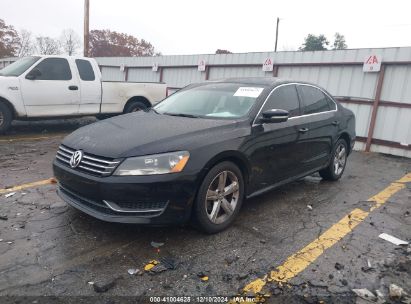 Lot #3056067931 2013 VOLKSWAGEN PASSAT 2.5L SE