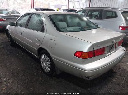 Lot #3035067708 2000 TOYOTA CAMRY LE