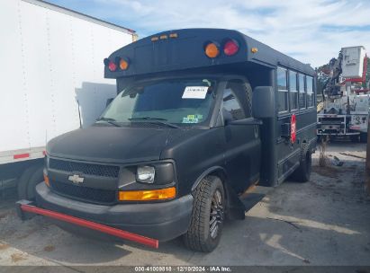 Lot #3037538241 2009 CHEVROLET EXPRESS CUTAWAY WORK VAN