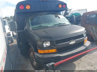 Lot #3037538241 2009 CHEVROLET EXPRESS CUTAWAY WORK VAN