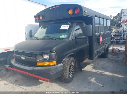 Lot #3037538241 2009 CHEVROLET EXPRESS CUTAWAY WORK VAN