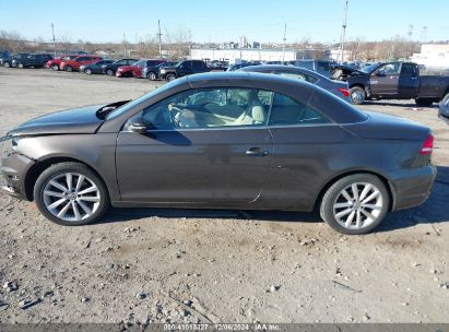 Lot #3042550104 2012 VOLKSWAGEN EOS KOMFORT