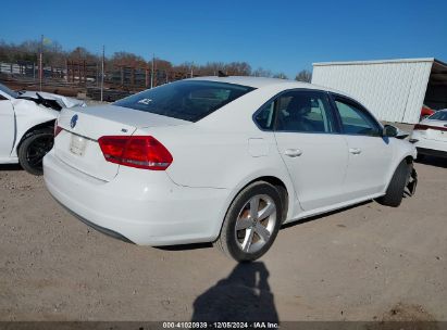 Lot #3034050948 2013 VOLKSWAGEN PASSAT 2.5L SE