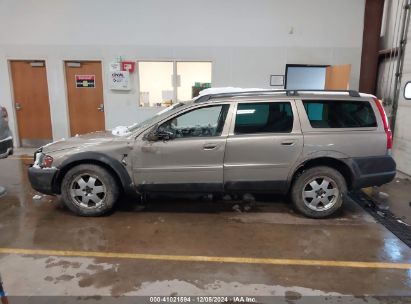 Lot #3051081888 2004 VOLVO XC70 2.5T