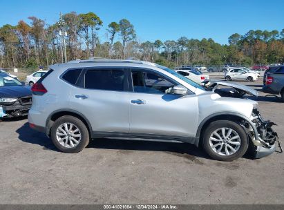 Lot #3052072804 2019 NISSAN ROGUE SV