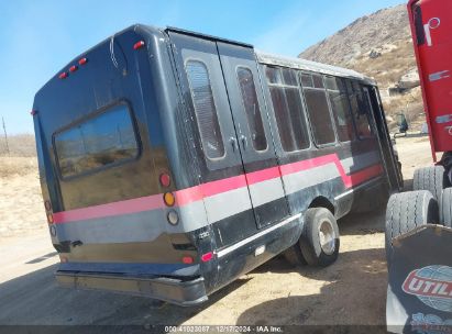 Lot #3056062428 2006 FORD E-450 CUTAWAY