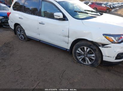 Lot #3052072668 2018 NISSAN PATHFINDER SV