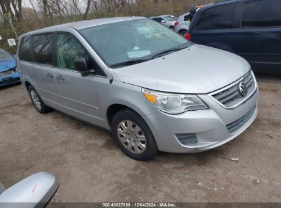 Lot #3056067499 2011 VOLKSWAGEN ROUTAN S