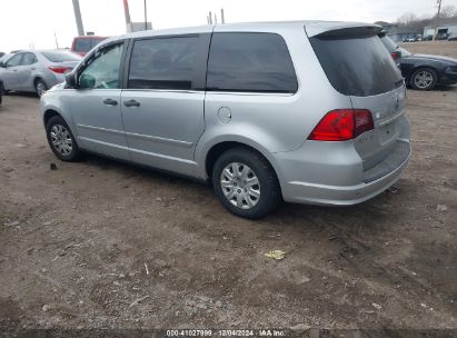 Lot #3056067499 2011 VOLKSWAGEN ROUTAN S