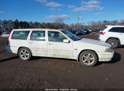 Lot #3052072834 1998 VOLVO V70 GLT