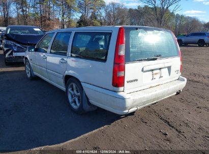 Lot #3052072834 1998 VOLVO V70 GLT