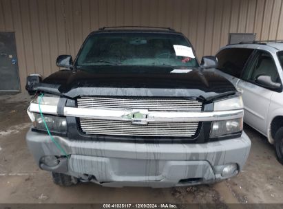 Lot #3056067180 2002 CHEVROLET AVALANCHE 1500