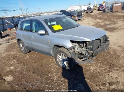 Lot #3032321484 2011 VOLKSWAGEN TIGUAN S