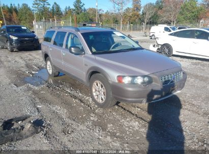 Lot #3037537295 2004 VOLVO XC70 2.5T