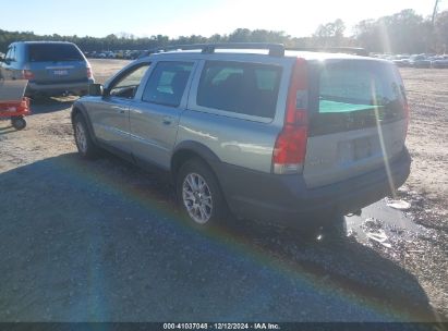 Lot #3037537295 2004 VOLVO XC70 2.5T