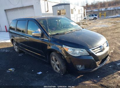 Lot #3037537284 2011 VOLKSWAGEN ROUTAN SEL PREMIUM