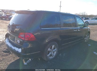 Lot #3037537284 2011 VOLKSWAGEN ROUTAN SEL PREMIUM