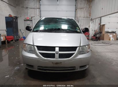 Lot #3037522857 2005 DODGE CARAVAN SXT