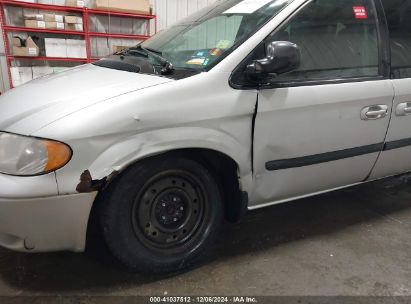 Lot #3037522857 2005 DODGE CARAVAN SXT