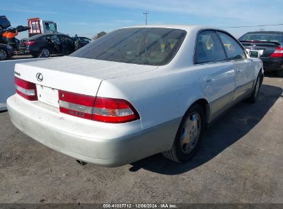 Lot #3035092357 2000 LEXUS ES 300