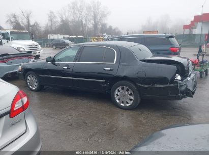 Lot #3034050368 2010 LINCOLN TOWN CAR EXECUTIVE L