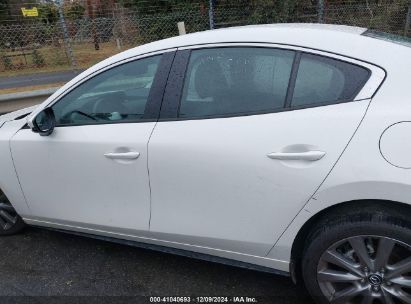 Lot #3050077866 2022 MAZDA MAZDA3 SELECT