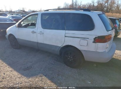 Lot #3034050341 1999 TOYOTA SIENNA LE