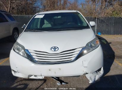 Lot #3035080290 2016 TOYOTA SIENNA LE 8 PASSENGER