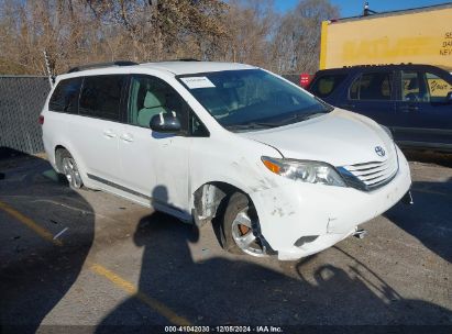 Lot #3035080290 2016 TOYOTA SIENNA LE 8 PASSENGER