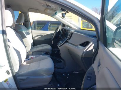 Lot #3035080290 2016 TOYOTA SIENNA LE 8 PASSENGER