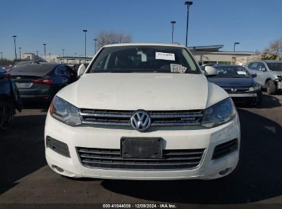 Lot #3037522378 2011 VOLKSWAGEN TOUAREG HYBRID