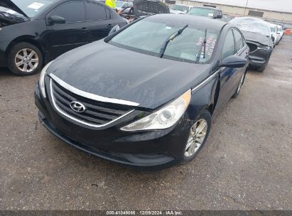 Lot #3032321577 2013 HYUNDAI SONATA GLS