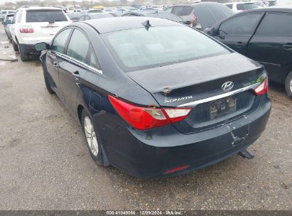 Lot #3032321577 2013 HYUNDAI SONATA GLS