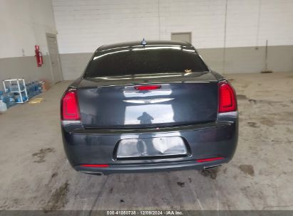 Lot #3051081519 2019 CHRYSLER 300 TOURING