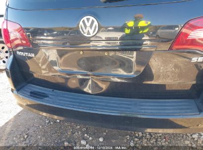 Lot #3037529085 2010 VOLKSWAGEN ROUTAN SE