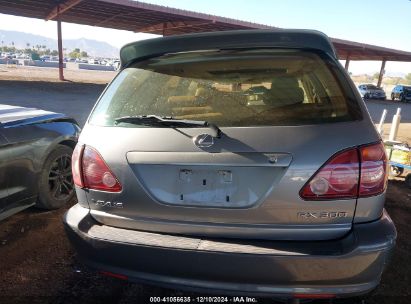 Lot #3053066177 2000 LEXUS RX 300