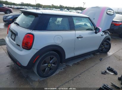 Lot #3056066666 2022 MINI SE HARDTOP COOPER