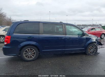 Lot #3055287293 2017 DODGE GRAND CARAVAN SXT